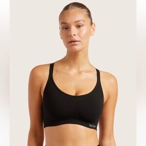 BOODY Seamless Full Bust Racerback Bra.